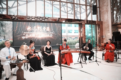 凝聚文藝力量，共筑世界文化名城——成都市文聯(lián)黨組書(shū)記楊曉陽(yáng)談文化藝術(shù)交流活動(dòng)策劃